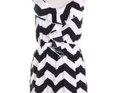 Chevron Ruffle Dress blk/wht  SUPER CUTE