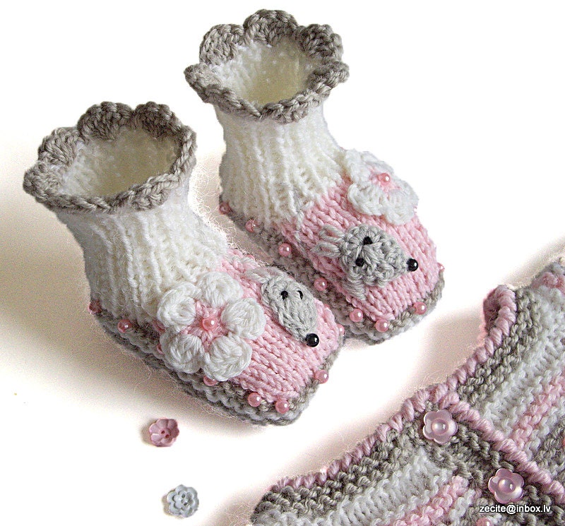 Knitted Baby booties "Funny Mouses" / knit baby girls booties / size 0-3M - MiaPiccina