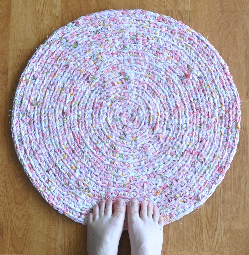 Pink Rag Rug - Eco friendly - Upcycled - Crochet Rug