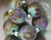 KILLERBEEDZ1 - Heather - 10 Round Lampwork Beads