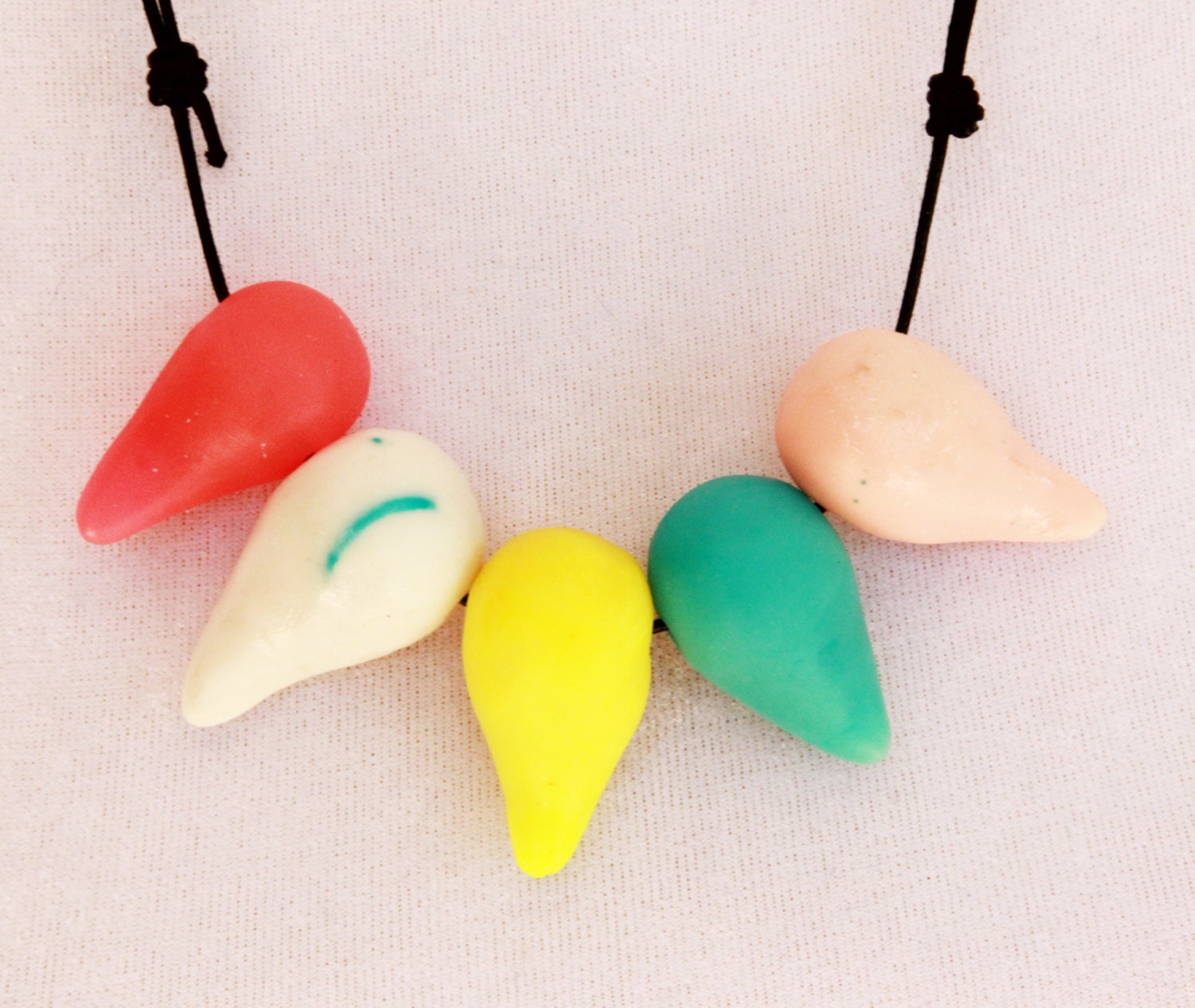 Pastel comma bead adjustable resin necklace