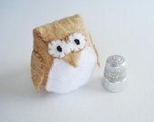 Little felt owl - Twiglet