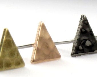 Birdhouse Jewelry - Hammered Tiny Triangle Geo Studs