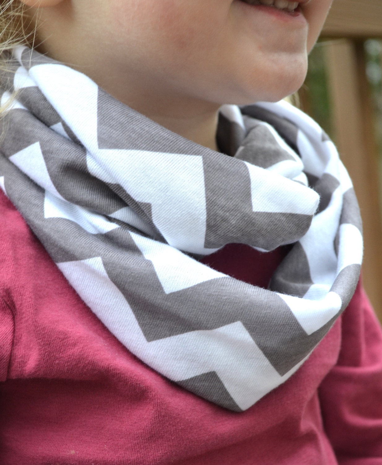 Toddler Girls Infinity Scarf - Gray Chevron