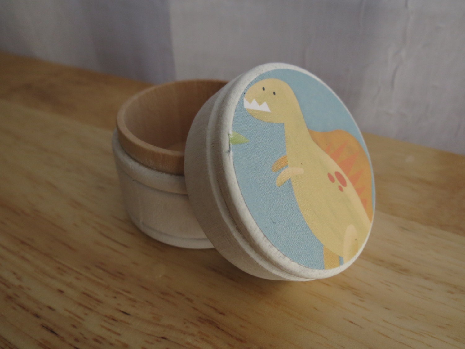 Toothy Dinosaur Wooden Trinket Storage Powder Box