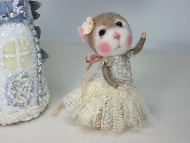 Dressed Mouse/Bunny Class Needle Felting Needle Felted Animal Class to create BOTH the Bunny and Mouse Barby Anderson