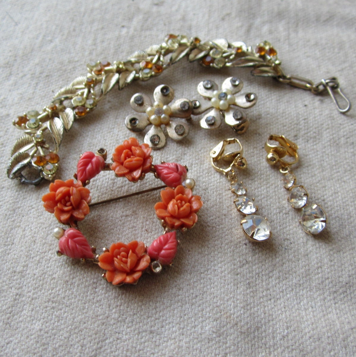 Vintage Jewelry Lot Wear Repair inc Coral Colored Floral Pin