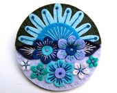 SUMMER felt brooch pin with freeform embroidery - scandinavian style