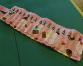 Crayon Roll Up Organizer Holds 16 Crayons, Easy for Little Hands - Hook Loop Closure, Pink Cupcakes