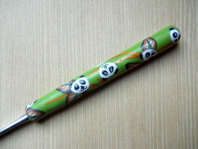 Crochet Hook, Panda on Leaves, Polymer Clay, Bates E