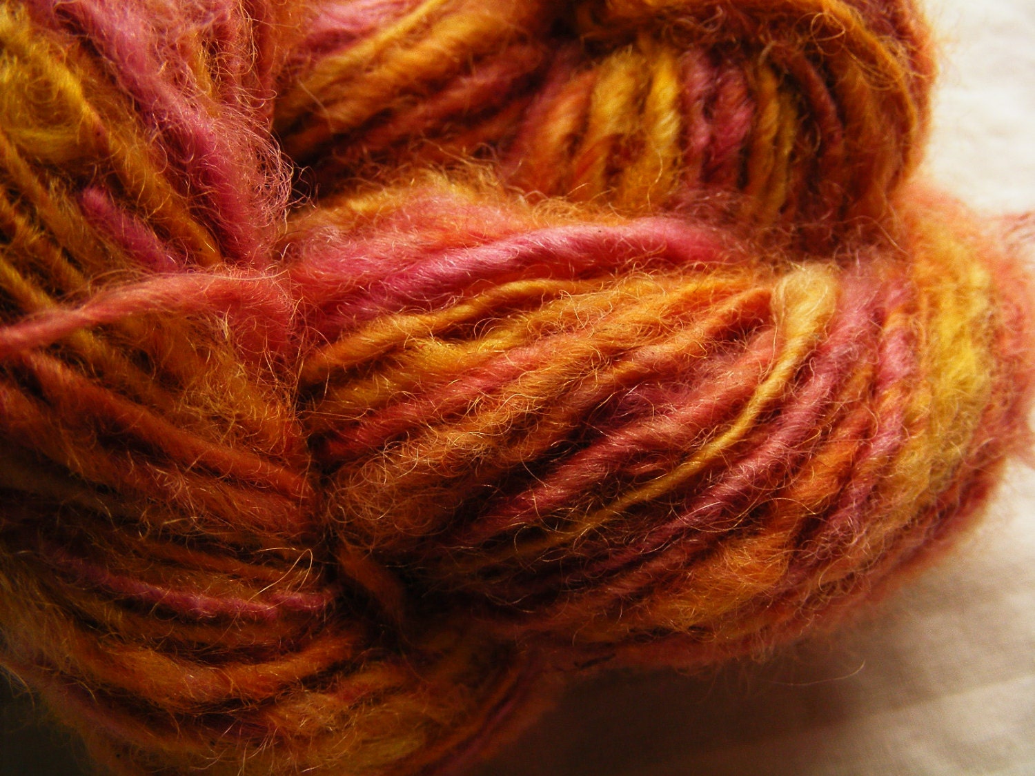 Handspun Romney Lamb Wool Yarn PUA MELIA 72yds 2.9oz 8-9wpi