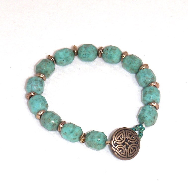 Green Glass and Eternal Knot Brass Button Bracelet