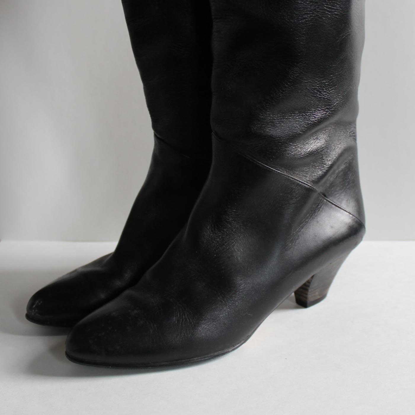 shoes boots size 7.5/8 black leather knee highs. 80s. high quality. made in Yugoslavia.