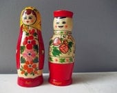 Salt and Pepper Shakers : Matryoshka, Russian Nesting Dolls, Tole Painted Wood Folk Art