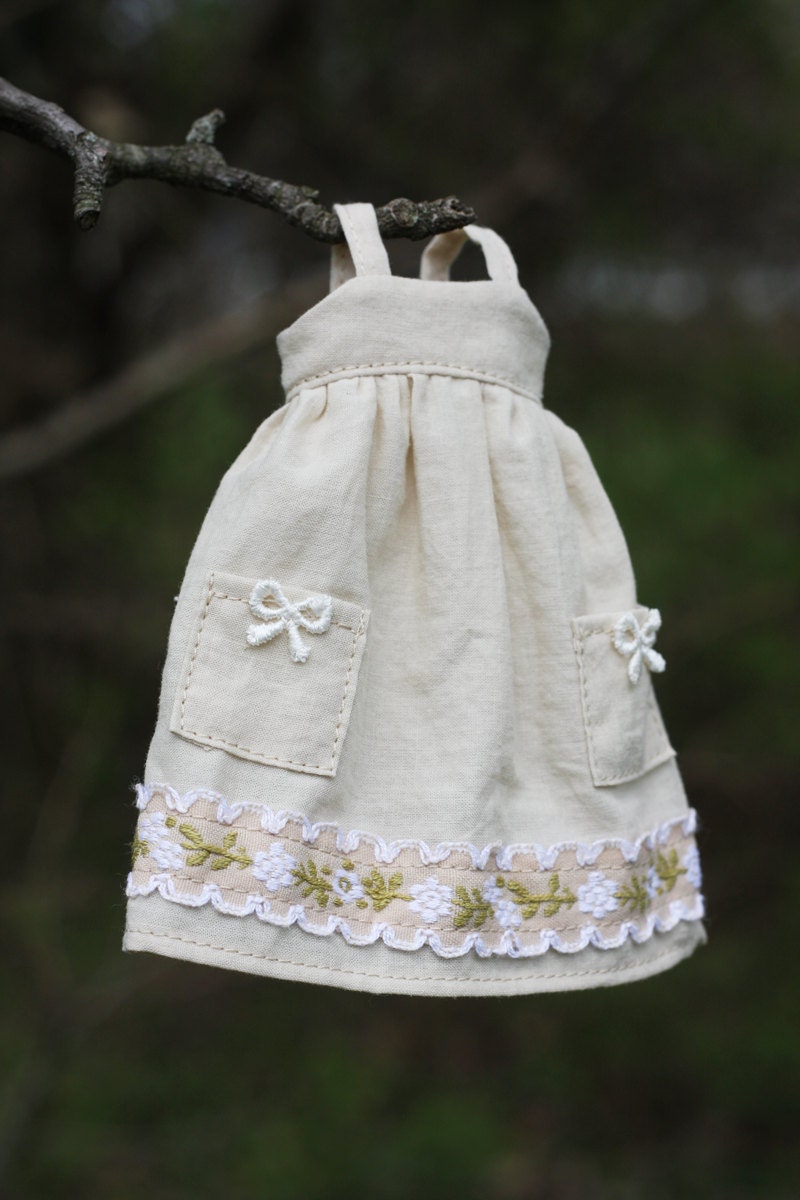 Comfrey Mori Girl Dress for Blythe Doll