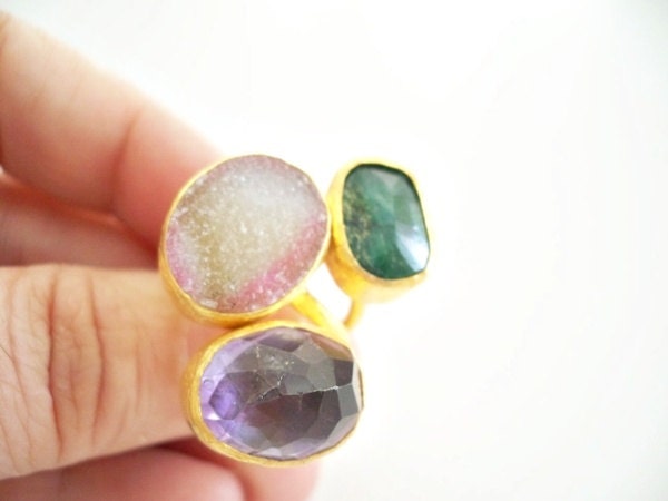 sale sale sale---------Triple Gold plated Amethyst andGreen emerald ring