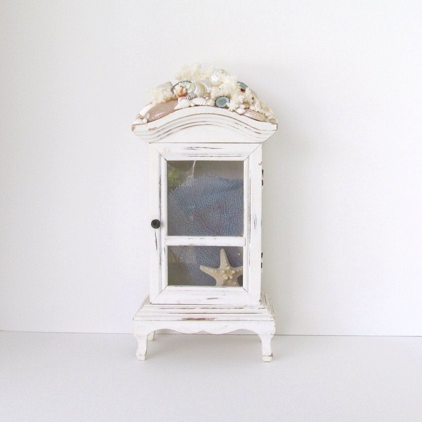 Cabinet Box Seashells Coral Chippy White