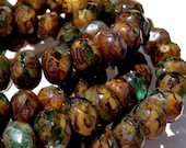 LUSH FOREST - Faceted Rondelle Czech Glass Beads - 10 Beads - No. HB111
