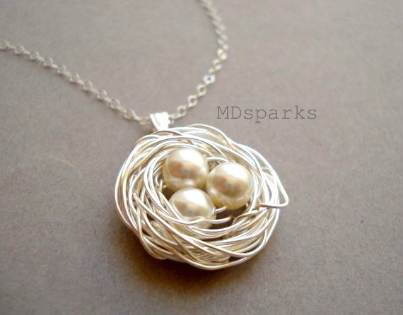 Bird Nest Necklace white and sterling silver