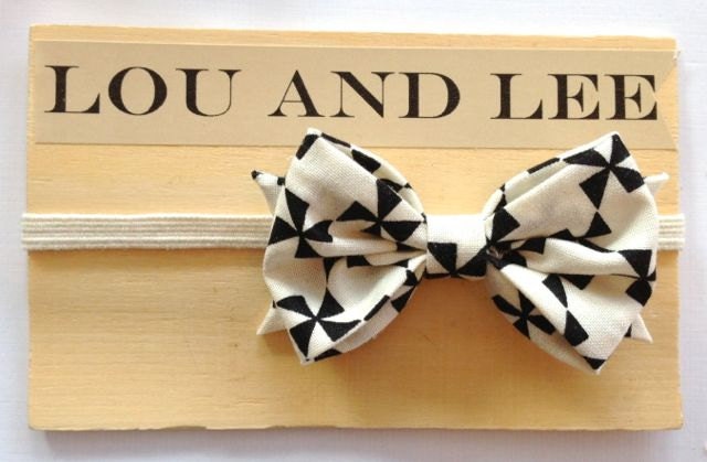 Baby bow headband - with black and white triangle fabric and natural elastic