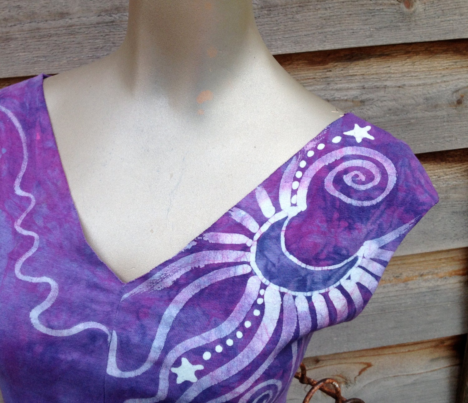 Periwinkle Hemp and Organic Cotton Stretchy Split Tee