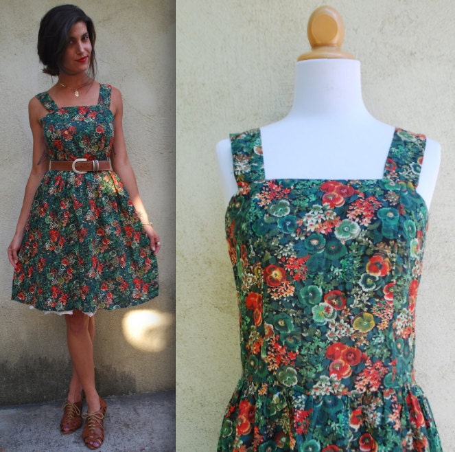 Vintage 70s Green Floral Sundress (size medium, large)