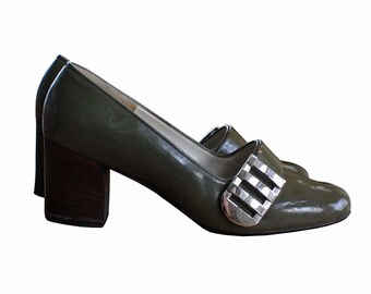 60's Vintage Mod Olive Green Patent Leather Buckle Shoes