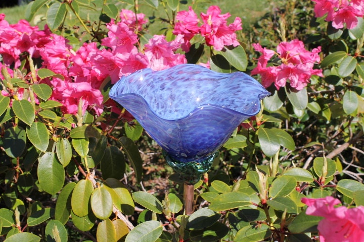 Mountain Blue Hand Blown Glass Flower Garden Art Sculpture Finial Outdoor Garden Ornament