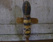 Primitive Bee Make do.  WOW