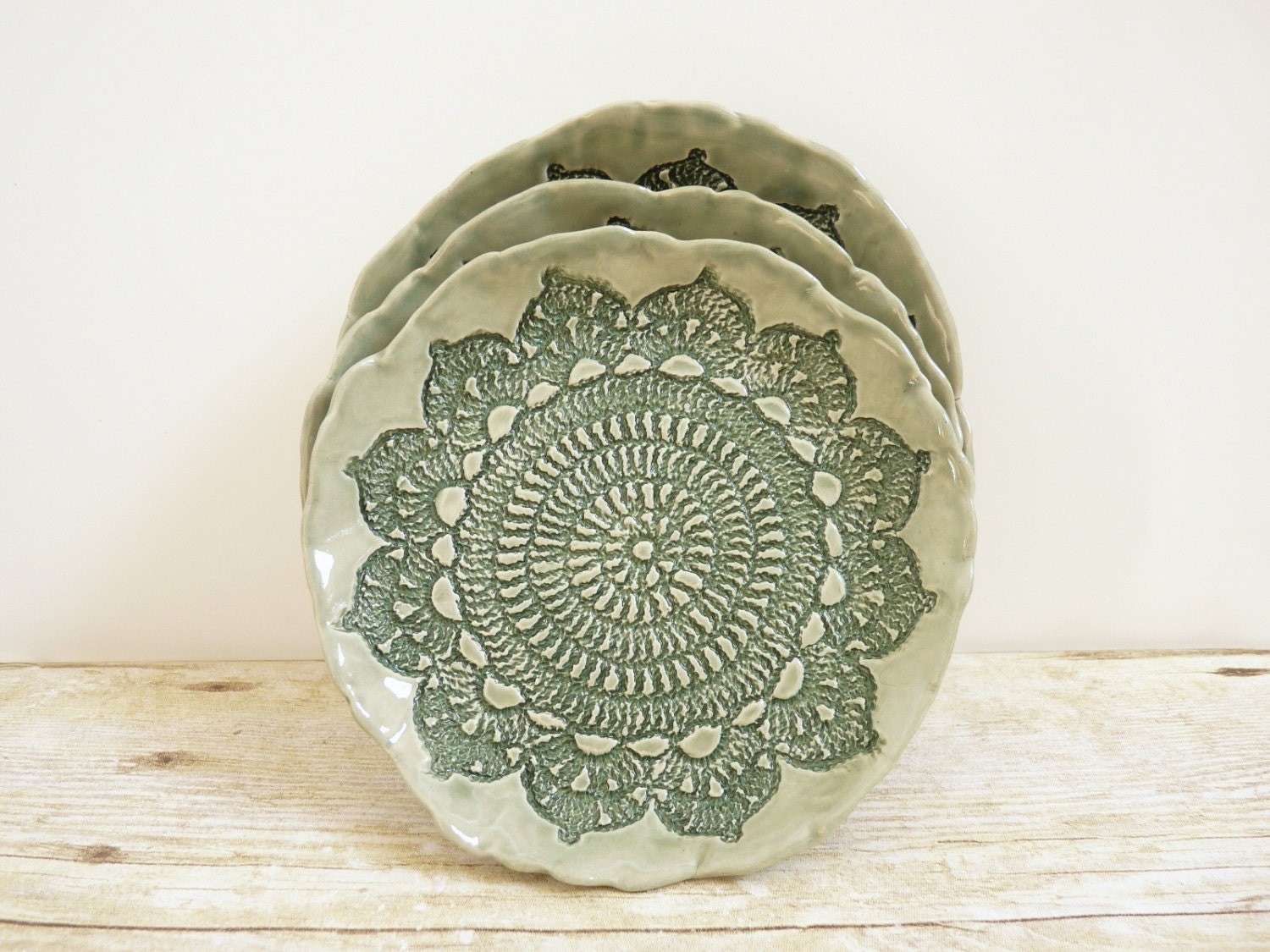 Ceramic Lace Plate Ring Holder Trinket Dish Ring Catcher Bowl Jewelry Holder Grayed Jade Sage Green