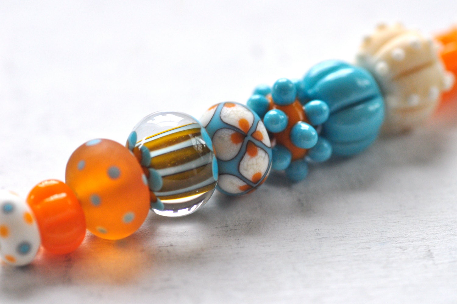 p i n o c e a n handmade lampwork beads set (10) - mix / blue, ivory, yellow -