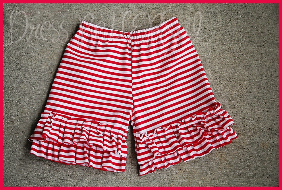 Red and white stripe knit ruffle shorties 12 18 24 2 3 4 5 6 7 8