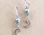 Silver Crescent Moon Earrings With Grey Swarovski Pearl