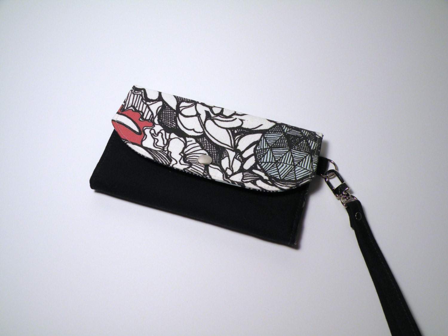 Wristlet Wallet in Black waxed canvas and linen