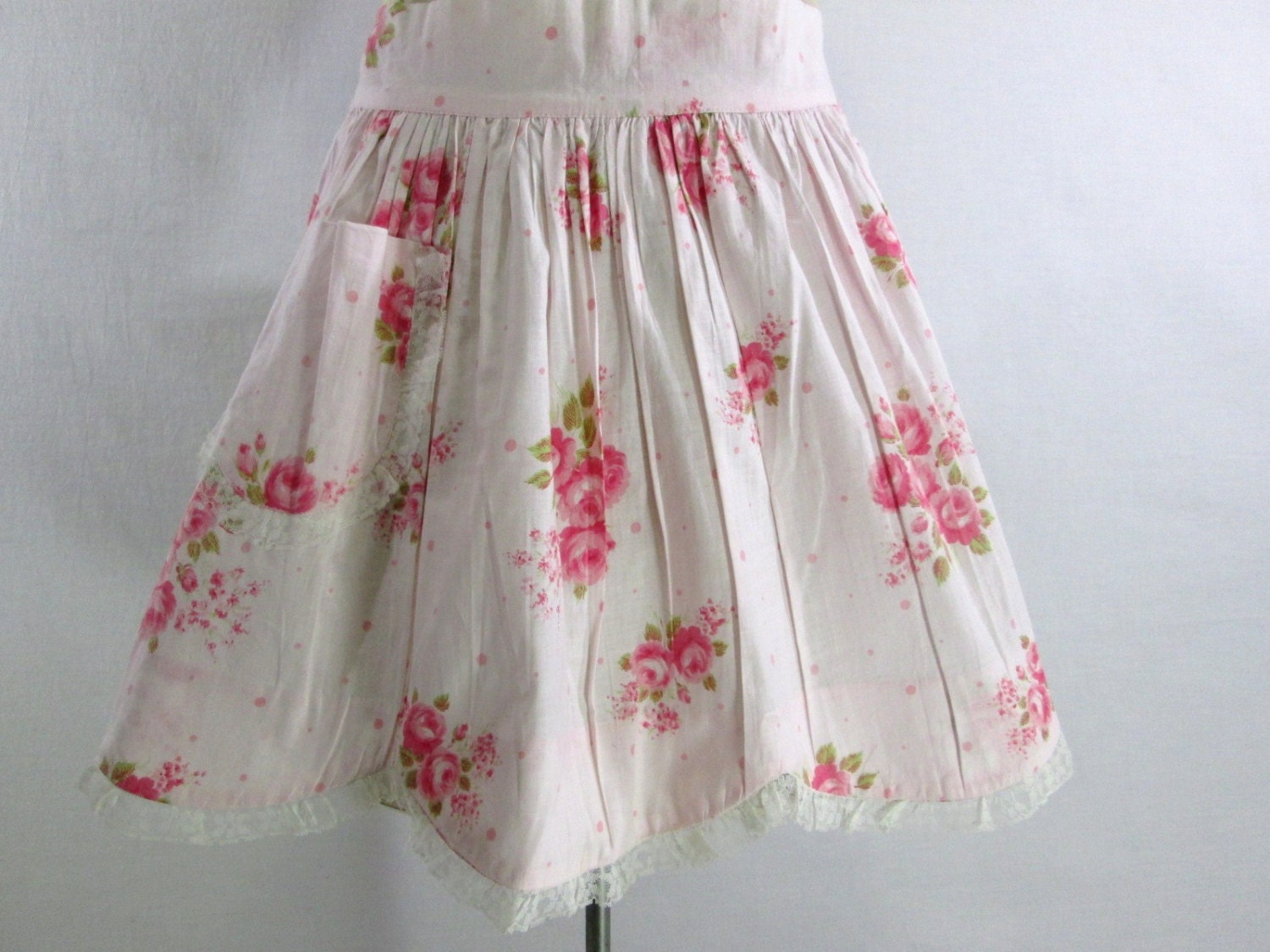 Vintage Hostess Apron Pink Roses and Lace