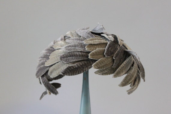 Vintage 50s Hat / 1950s Pewter Hat / Vintage Velveteen Leaves Hat