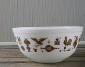 Vintage Pyrex Bowl Early American 2.5 Quart
