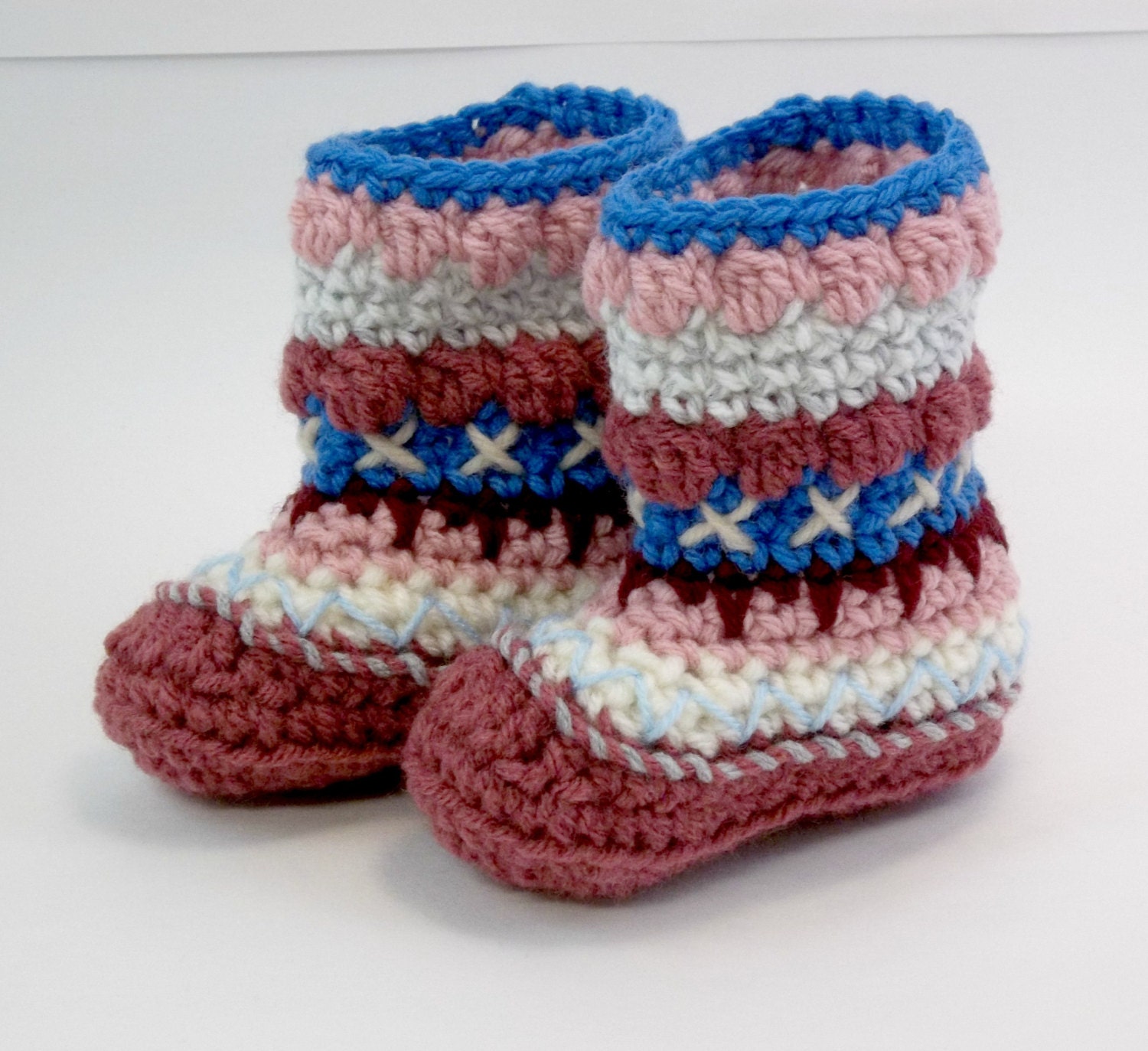 Baby Booties Mukluk or Granny Boots Multicoloured Alaskan 6-12 months OOAK