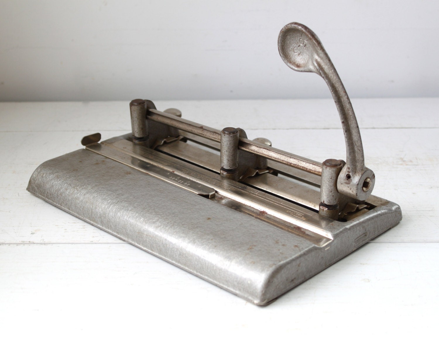 vintage industrial 3 hole punch. 1950s by