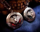 Bat Necklace, Bat Locket - Women's Antique Silver Gothic Victorian Locket Jewelry