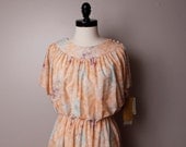 Vintage 1970's 1980's Peach Floral Kevin Stuart Dress Medium