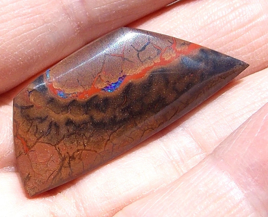 Cabochon Koroit Boulder Opal