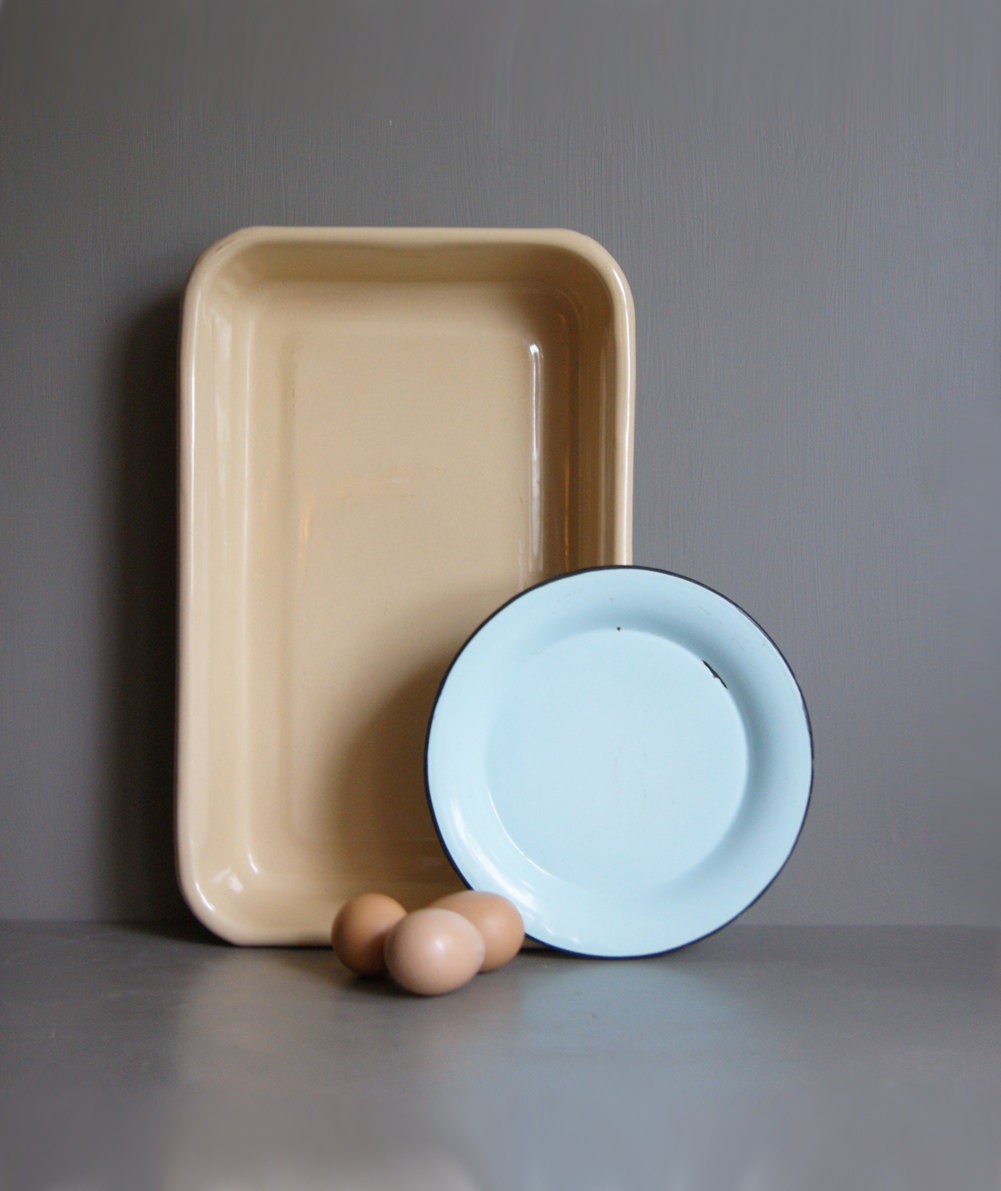 Enamelware Baking Pan
