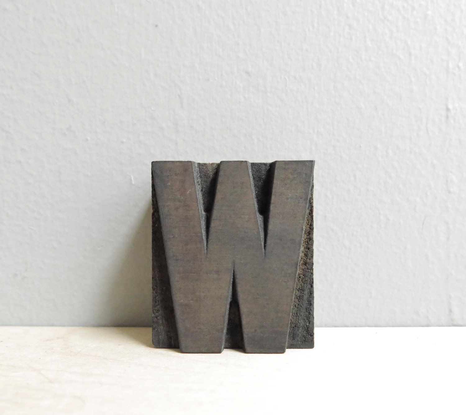 vintage wood type / 2" letterpress / W