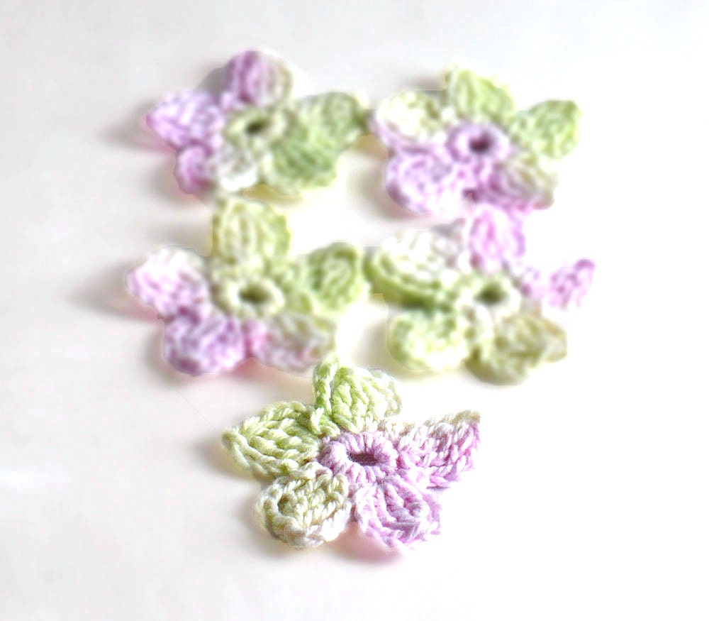 Crochet Applique Motif Mini Flower Pale Lavender Mint Green White Embellishment