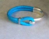Bracelet Turquoise Distressed Leather Antique Silver Bangle