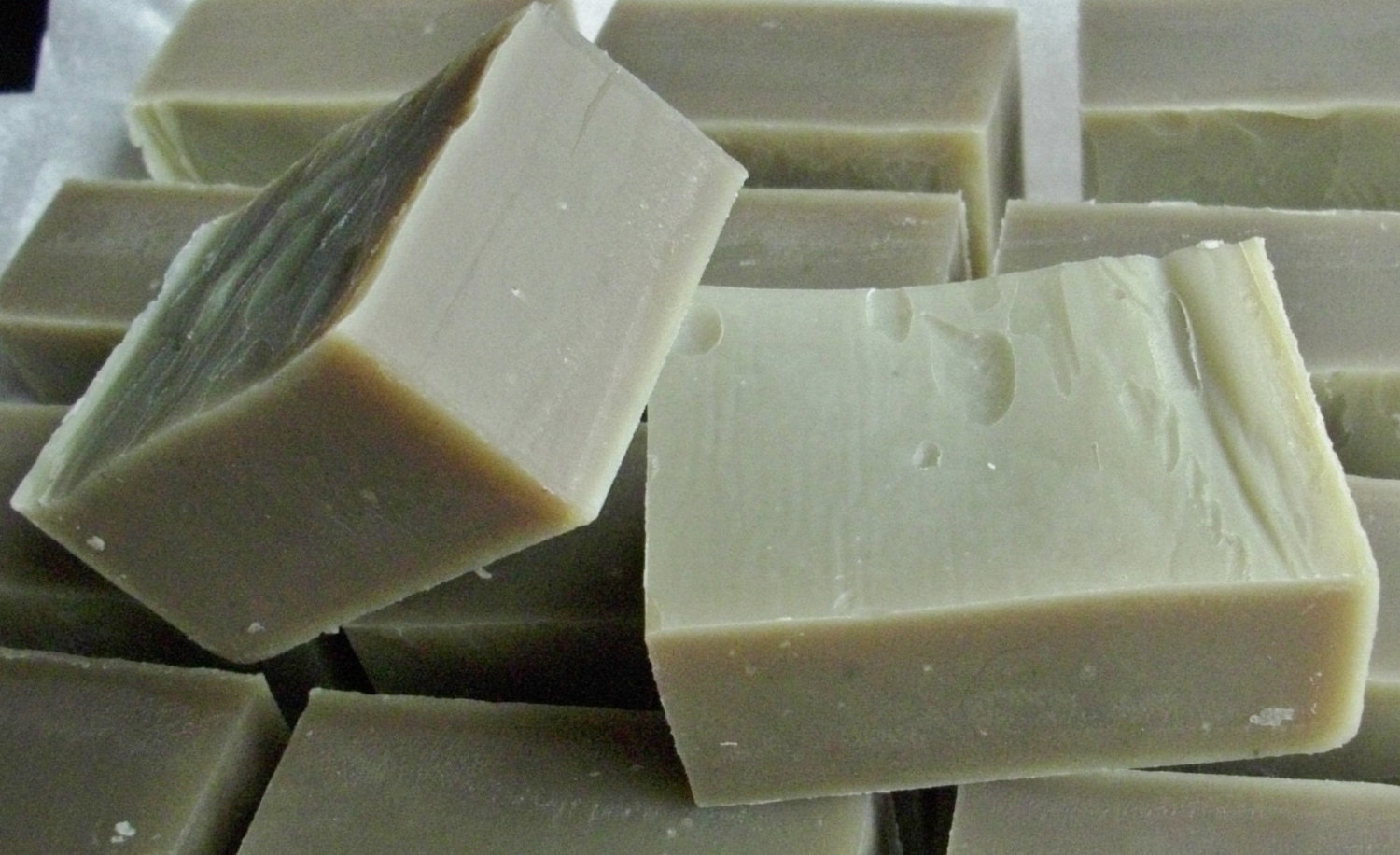 Vegan Bar Shampoo:  Rosemary Clay
