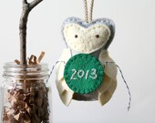 Personalized Year Felt Owl Christmas Ornament // Commemorative // Dove Gray and Emerald Banner // Handmade by OrdinaryMommy on Etsy