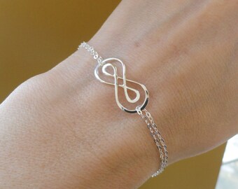 Silver Double Infinity symbol bracelet, figure eight, Silver infinity bracelet, bridesmaid gifts, friendship bracelet, adjustable bracelet