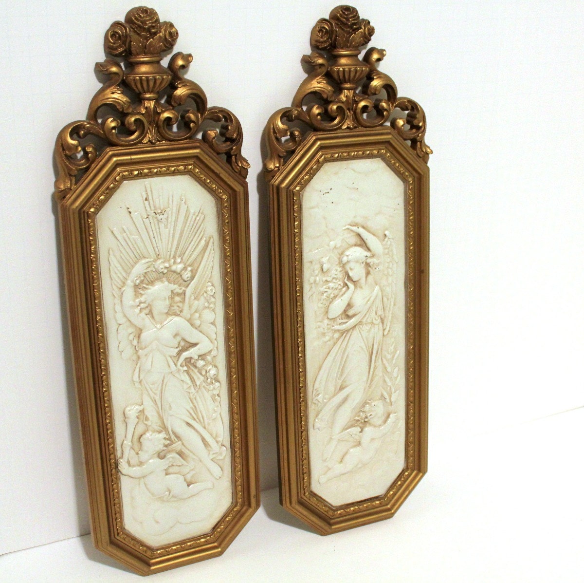 Vintage Cherub Angel Wall Plaques Pair 2 Gold Frame Regency 1960s